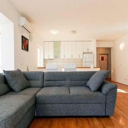 Sun Apartment كوتور المظهر الخارجي الصورة